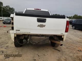 ✅ 2010 Chevrolet Silverado 1500 • VIN: 3GCRKTE28AG275724 • Lot: 76106304. Listed on Copart with 256,790 mi. Free auction sales archive from the USA and detailed vehicle history report at DreamBid. Image 6.