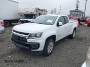 ✅ 2022 Chevrolet Colorado 4WD LT • VIN: 1GCHTCEA2N1142185 • Лот: 43463532. Опубликован ранее на IAAI с пробегом 70 320 миль. Бесплатный доступ к архиву аукционных продаж из США и подробный отчёт об истории автомобиля на DreamBid. Изображение 2.