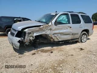 2012 Chevrolet Tahoe LT с VIN 1GNSCBE07CR224281, выставлен на аукционе Copart как лот 69745975 с пробегом 203 618 миль миль и Списание • Salvage title. История ставок и продаж доступна на DreamBid. Изображение 1.