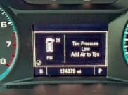 ✅ 2021 Chevrolet Traverse LT Cloth • VIN: 1GNERGKWXMJ233252 • Lot: 95809105. Listed on Copart with 124,379 mi. Free auction sales archive from the USA and detailed vehicle history report at DreamBid. Image 8.