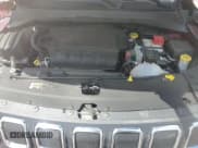 ✅ 2022 Jeep Compass Latitude Lux • VIN: 3C4NJDFB5NT179343 • Lot: 53876885. Wystawiony na Copart z przebiegiem 18 427 mil. Bezpłatny archiwum sprzedaży aukcyjnych z USA i szczegółowy raport historii pojazdu na DreamBid. Zdjęcie 11.