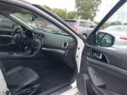 ✅ 2016 Nissan Maxima Platinum • VIN: 1N4AA6AP6GC413720 • Lot: 42591933. Wystawiony na IAAI z przebiegiem 96 714 mil. Bezpłatny archiwum sprzedaży aukcyjnych z USA i szczegółowy raport historii pojazdu na DreamBid. Zdjęcie 5.