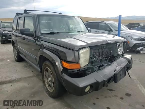 ✅ 2006 Jeep Commander • VIN: 1J8HG48N96C164806 • Лот: 66106955. Опубликован ранее на Copart с пробегом 205 707 миль. Бесплатный доступ к архиву аукционных продаж из США и подробный отчёт об истории автомобиля на DreamBid. Изображение 14.