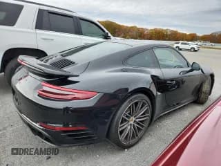 ✅ 2017 Porsche 911 Turbo S • VIN: WP0AD2A95HS167360 • Lot: 86816865. Wystawiony na Copart z przebiegiem 18 478 mil. Bezpłatny archiwum sprzedaży aukcyjnych z USA i szczegółowy raport historii pojazdu na DreamBid. Zdjęcie 3.
