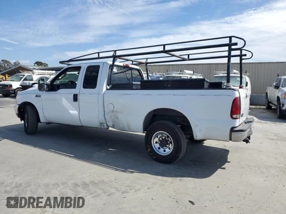 ✅ 2003 Ford F-250 XL • VIN: 1FTNX20L43EB76631 • Lot: 80699355. Listed on Copart with 850,803 mi. Free auction sales archive from the USA and detailed vehicle history report at DreamBid. Image 2.