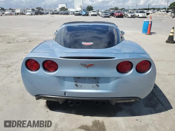 ✅ 2012 Chevrolet Corvette 1LT • VIN: 1G1YE2DW5C5106250 • Lot: 68361135. Listed on Copart with 103,481 mi. Free auction sales archive from the USA and detailed vehicle history report at DreamBid. Image 6.