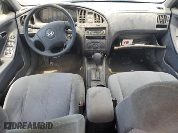 ✅ 2004 Hyundai Elantra GLS • VIN: KMHDN46D84U910686 • Lot: 65321185. Wystawiony na Copart z przebiegiem 214 257 mil. Bezpłatny archiwum sprzedaży aukcyjnych z USA i szczegółowy raport historii pojazdu na DreamBid. Zdjęcie 8.