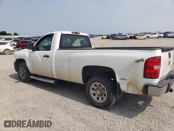 ✅ 2007 Chevrolet Silverado 1500 Work Truck • VIN: 1GCEC14C87Z549037 • Lot: 60250355. Wystawiony na Copart z przebiegiem 371 550 mil. Bezpłatny archiwum sprzedaży aukcyjnych z USA i szczegółowy raport historii pojazdu na DreamBid. Zdjęcie 2.