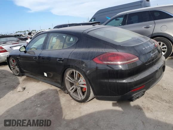 ✅ 2014 Porsche Panamera GTS • VIN: WP0AF2A71EL083762 • Лот: 75506714. Опубликован ранее на Copart с пробегом Не указан. Бесплатный доступ к архиву аукционных продаж из США и подробный отчёт об истории автомобиля на DreamBid. Изображение 2.