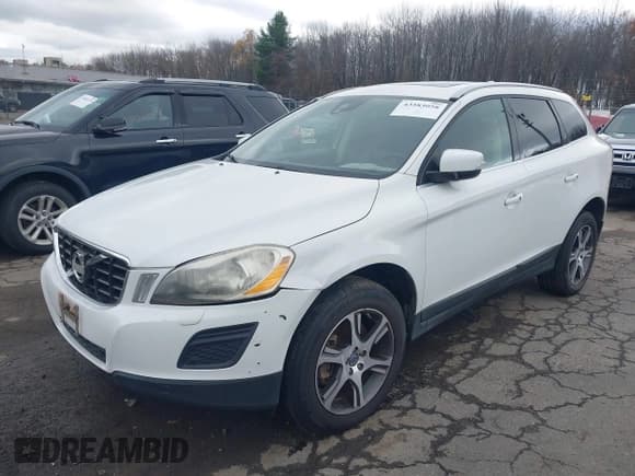 ✅ 2012 Volvo XC60 3.0L • VIN: YV4902DZ3C2286055 • Lot: 43583058. Listed on IAAI with 197,061 mi. Free auction sales archive from the USA and detailed vehicle history report at DreamBid. Image 2.
