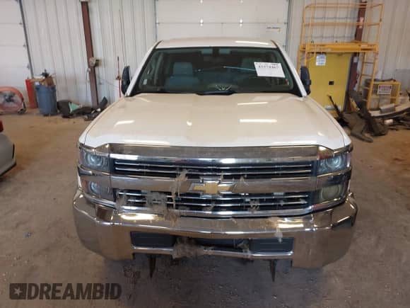 2016 Chevrolet Silverado 2500HD Work Truck z VIN 1GC1KUEG8GF104724, wystawiony jako IAAI lot #43374467 z przebiegiem Nie podano mil oraz . Historia ofert i sprzedaży dostępna na DreamBid. Obrazek 12.
