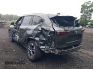 ✅ 2024 Toyota Highlander Hybrid XLE • VIN: 5TDKBRCH0RS609639 • Lot: 42500457. Wystawiony na IAAI z przebiegiem 52 607 mil. Bezpłatny archiwum sprzedaży aukcyjnych z USA i szczegółowy raport historii pojazdu na DreamBid. Zdjęcie 6.