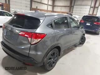 ✅ 2022 Honda HR-V Sport • VIN: 3CZRU6H1XNM707438 • Lot: 43669363. Wystawiony na IAAI z przebiegiem 35 017 mil. Bezpłatny archiwum sprzedaży aukcyjnych z USA i szczegółowy raport historii pojazdu na DreamBid. Zdjęcie 4.