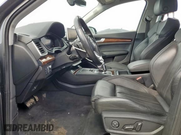 ✅ 2018 Audi Q5 Prestige • VIN: WA1CNAFY6J2000490 • Lot: 61145295. Listed on Copart with 124,963 mi. Free auction sales archive from the USA and detailed vehicle history report at DreamBid. Image 7.