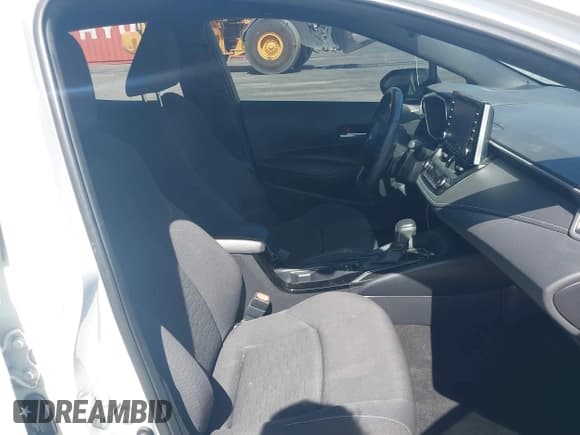 ✅ 2021 Toyota Corolla SE • VIN: JTND4MBE1M3115180 • Lot: 42271900. Wystawiony na IAAI z przebiegiem 139 846 mil. Bezpłatny archiwum sprzedaży aukcyjnych z USA i szczegółowy raport historii pojazdu na DreamBid. Zdjęcie 5.