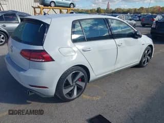 ✅ 2020 Volkswagen Golf GTI S • VIN: 3VW5T7AU0LM010520 • Lot: 43579663. Wystawiony na IAAI z przebiegiem 29 115 mil. Bezpłatny archiwum sprzedaży aukcyjnych z USA i szczegółowy raport historii pojazdu na DreamBid. Zdjęcie 4.