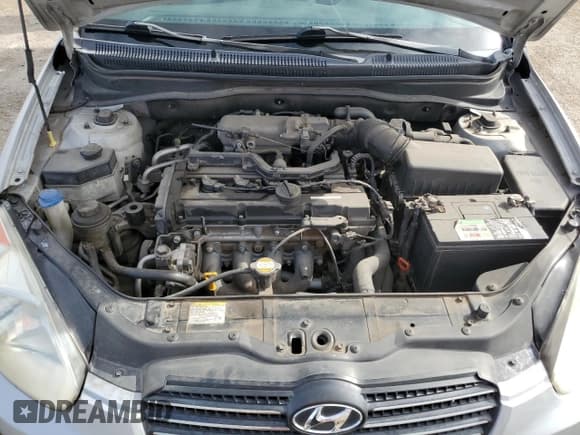 ✅ 2009 Hyundai Accent Auto GLS • VIN: KMHCN46C09U310271 • Lot: 51095345. Listed on Copart with 135,800 mi. Free auction sales archive from the USA and detailed vehicle history report at DreamBid. Image 11.