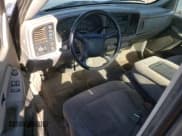 ✅ 1999 Chevrolet Silverado 1500 • VIN: 1GCEK14T3XE167881 • Лот: 77470344. Опубликован ранее на Copart с пробегом 165 062 миль. Бесплатный доступ к архиву аукционных продаж из США и подробный отчёт об истории автомобиля на DreamBid. Изображение 8.