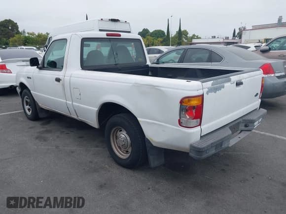 ✅ 1999 Ford Ranger XL • VIN: 1FTYR10C6XUB10160 • Lot: 42725167. Listed on IAAI with 132,753 mi. Free auction sales archive from the USA and detailed vehicle history report at DreamBid. Image 3.