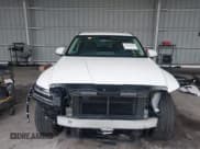 ✅ 2023 Genesis GV80 • VIN: KMUHCESCXPU124632 • Lot: 42648880. Wystawiony na IAAI z przebiegiem 21 713 mil. Bezpłatny archiwum sprzedaży aukcyjnych z USA i szczegółowy raport historii pojazdu na DreamBid. Zdjęcie 13.