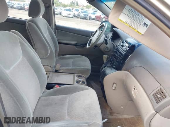 2005 Toyota Sienna LE z VIN 5TDZA23C65S279318, wystawiony jako IAAI lot #43482518 z przebiegiem 214 159 mil mil oraz . Historia ofert i sprzedaży dostępna na DreamBid. Obrazek 5.