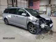 ✅ 2015 Toyota Sienna SE • VIN: 5TDXK3DC3FS649909 • Lot: 90604465. Listed on Copart with 203,769 mi. Free auction sales archive from the USA and detailed vehicle history report at DreamBid. Image 4.