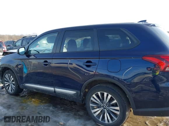 2020 Mitsubishi Outlander ES with VIN JA4AZ3A38LZ044939, listed as a IAAI auction lot 41654657 with 60,050 mi miles and . Bid and sale history available at DreamBid. Image 14.