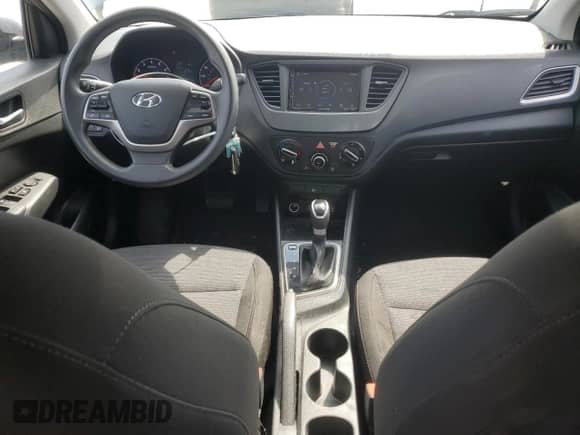 2020 Hyundai Accent SE z VIN 3KPC24A67LE114753, wystawiony jako Copart lot #50543134 z przebiegiem 71 180 mil mil oraz . Historia ofert i sprzedaży dostępna na DreamBid. Obrazek 8.