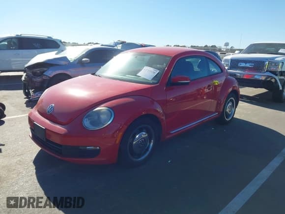 ✅ 2013 Volkswagen Beetle 2.5L • VIN: 3VWJX7AT3DM606295 • Lot: 43719520. Listed on IAAI with 241,920 mi. Free auction sales archive from the USA and detailed vehicle history report at DreamBid. Image 2.