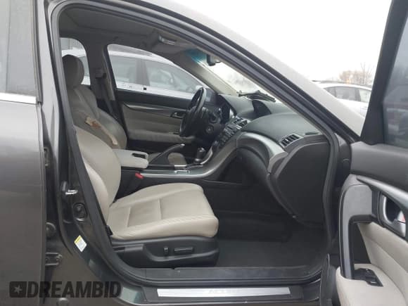 ✅ 2011 Acura TL • VIN: 19UUA9F21BA000714 • Lot: 43654594. Wystawiony na IAAI z przebiegiem 171 588 mil. Bezpłatny archiwum sprzedaży aukcyjnych z USA i szczegółowy raport historii pojazdu na DreamBid. Zdjęcie 5.