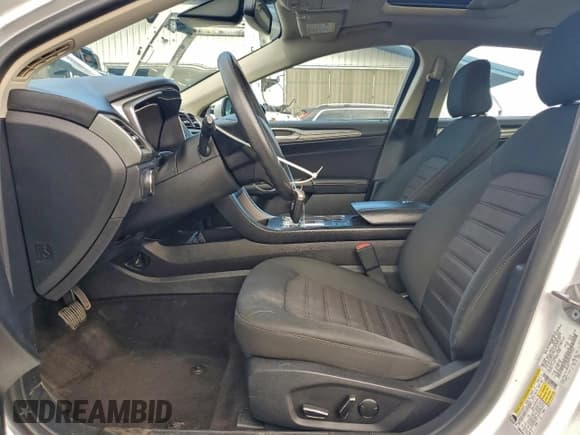 ✅ 2020 Ford Fusion SE • VIN: 3FA6P0HD5LR172547 • Lot: 94767365. Listed on Copart with 114,224 mi. Free auction sales archive from the USA and detailed vehicle history report at DreamBid. Image 7.