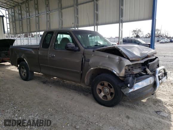 ✅ 2001 Ford F-150 • VIN: 2FTZX17211CA10370 • Lot: 93277905. Wystawiony na Copart z przebiegiem Nie podano. Bezpłatny archiwum sprzedaży aukcyjnych z USA i szczegółowy raport historii pojazdu na DreamBid. Zdjęcie 4.