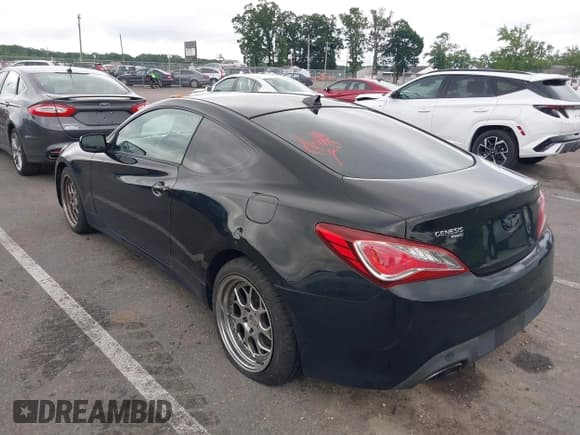 ✅ 2014 Hyundai Genesis Coupe Premium • VIN: KMHHT6KDXEU116203 • Lot: 42708363. Wystawiony na IAAI z przebiegiem 74 099 mil. Bezpłatny archiwum sprzedaży aukcyjnych z USA i szczegółowy raport historii pojazdu na DreamBid. Zdjęcie 3.