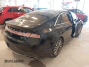✅ 2018 Lincoln MKZ Select • VIN: 3LN6L5C9XJR628606 • Lot: 41688892. Wystawiony na IAAI z przebiegiem 76 612 mil. Bezpłatny archiwum sprzedaży aukcyjnych z USA i szczegółowy raport historii pojazdu na DreamBid. Zdjęcie 4.