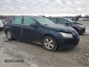 ✅ 2014 Chevrolet Cruze 1LT • VIN: 1G1PC5SB1E7400884 • Лот: 57512265. Опубликован ранее на Copart с пробегом 140 118 миль. Бесплатный доступ к архиву аукционных продаж из США и подробный отчёт об истории автомобиля на DreamBid. Изображение 4.