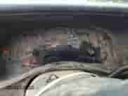 2006 Chevrolet Silverado 1500 LS z VIN 1GCEK19V36Z193687, wystawiony jako Copart lot #66843104 z przebiegiem 202 432 mil mil oraz Czysty tytuł • Clean title. Historia ofert i sprzedaży dostępna na DreamBid. Obrazek 9.