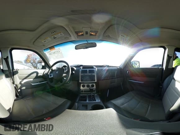 ✅ 2008 Dodge Nitro SLT • VIN: 1D8GU58K68W107506 • Lot: 43736720. Listed on IAAI with 169,905 mi. Free auction sales archive from the USA and detailed vehicle history report at DreamBid. Image 20.