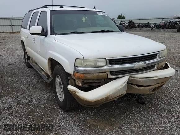 2004 Chevrolet Suburban LT z VIN 3GNFK16Z04G343030, wystawiony jako Copart lot #63795145 z przebiegiem 295 388 mil mil oraz Szkoda całkowita • Salvage title. Historia ofert i sprzedaży dostępna na DreamBid. Obrazek 14.