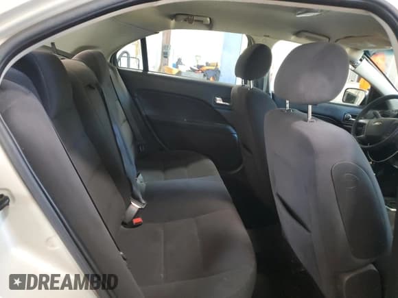 ✅ 2008 Ford Fusion SE • VIN: 3FAHP07Z58R263007 • Lot: 91794905. Wystawiony na Copart z przebiegiem 155 326 mil. Bezpłatny archiwum sprzedaży aukcyjnych z USA i szczegółowy raport historii pojazdu na DreamBid. Zdjęcie 10.