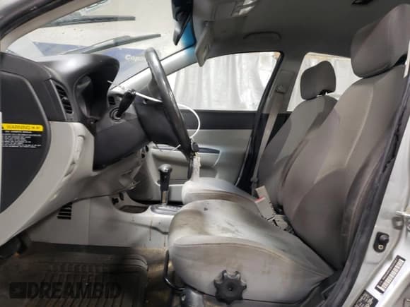 ✅ 2009 Hyundai Accent Auto GLS • VIN: KMHCN46C09U323487 • Лот: 85901454. Опубликован ранее на Copart с пробегом 136 149 миль. Бесплатный доступ к архиву аукционных продаж из США и подробный отчёт об истории автомобиля на DreamBid. Изображение 7.