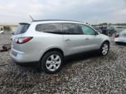 ✅ 2017 Chevrolet Traverse LT • VIN: 1GNKRGKDXHJ151643 • Lot: 86637565. Wystawiony na Copart z przebiegiem 76 202 mil. Bezpłatny archiwum sprzedaży aukcyjnych z USA i szczegółowy raport historii pojazdu na DreamBid. Zdjęcie 3.