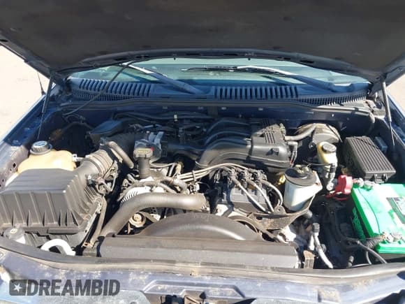 ✅ 2004 Ford Explorer XLT • VIN: 1FMDU73K74ZB43293 • Lot: 41021943. Wystawiony na IAAI z przebiegiem 198 737 mil. Bezpłatny archiwum sprzedaży aukcyjnych z USA i szczegółowy raport historii pojazdu na DreamBid. Zdjęcie 10.