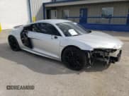 ✅ 2012 Audi R8 V10 • VIN: WUAENAFG0CN000740 • Lot: 47002395. Wystawiony na Copart z przebiegiem 60 873 mil. Bezpłatny archiwum sprzedaży aukcyjnych z USA i szczegółowy raport historii pojazdu na DreamBid. Zdjęcie 4.