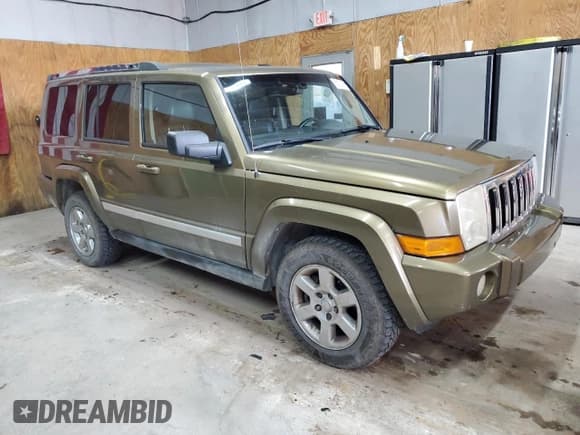 ✅ 2008 Jeep Commander Limited • VIN: 1J8HG58238C243483 • Лот: 85923515. Опубликован ранее на Copart с пробегом 201 037 миль. Бесплатный доступ к архиву аукционных продаж из США и подробный отчёт об истории автомобиля на DreamBid. Изображение 4.