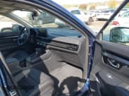 ✅ 2025 Honda CR-V EX-L • VIN: 2HKRS4H75SH462960 • Лот: 43495893. Опубликован ранее на IAAI с пробегом 5 300 миль. Бесплатный доступ к архиву аукционных продаж из США и подробный отчёт об истории автомобиля на DreamBid. Изображение 5.