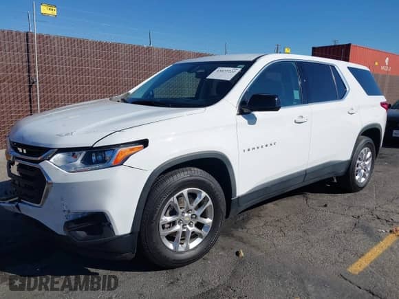 2018 Chevrolet Traverse LS с VIN 1GNERFKW5JJ108102, выставлен на аукционе IAAI как лот 43472222 с пробегом 35 160 миль миль и . История ставок и продаж доступна на DreamBid. Изображение 17.