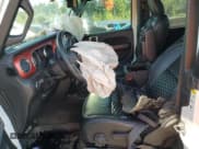 ✅ 2020 Jeep Wrangler Rubicon • VIN: 1C4HJXCN3LW158298 • Lot: 71390405. Wystawiony na Copart z przebiegiem Nie podano. Bezpłatny archiwum sprzedaży aukcyjnych z USA i szczegółowy raport historii pojazdu na DreamBid. Zdjęcie 7.