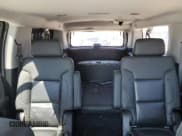 ✅ 2020 Chevrolet Suburban LT • VIN: 1GNSKHKC5LR220492 • Lot: 70640974. Wystawiony na Copart z przebiegiem 99 594 mil. Bezpłatny archiwum sprzedaży aukcyjnych z USA i szczegółowy raport historii pojazdu na DreamBid. Zdjęcie 10.