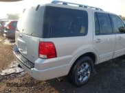 ✅ 2005 Ford Expedition Limited • VIN: 1FMFU20545LA72293 • Lot: 42000912. Wystawiony na IAAI z przebiegiem 182 117 mil. Bezpłatny archiwum sprzedaży aukcyjnych z USA i szczegółowy raport historii pojazdu na DreamBid. Zdjęcie 6.