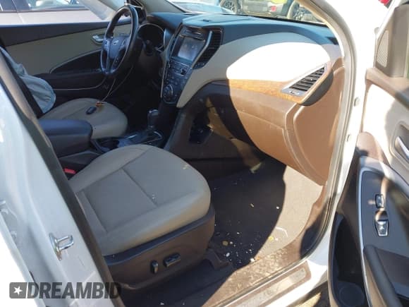 ✅ 2018 Hyundai Santa Fe Limited • VIN: 5XYZUDLA0JG566016 • Лот: 41405824. Опубликован ранее на IAAI с пробегом 81 218 миль. Бесплатный доступ к архиву аукционных продаж из США и подробный отчёт об истории автомобиля на DreamBid. Изображение 5.